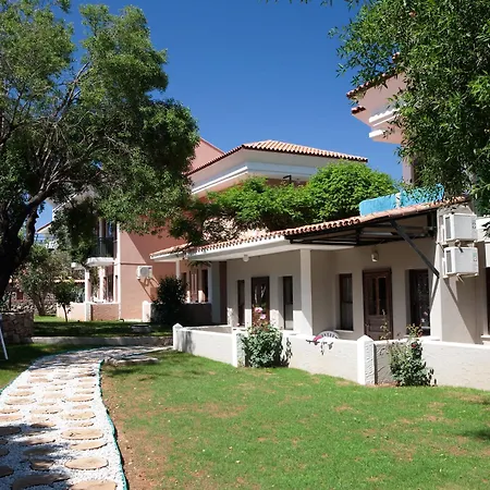 Otel Ova 3*