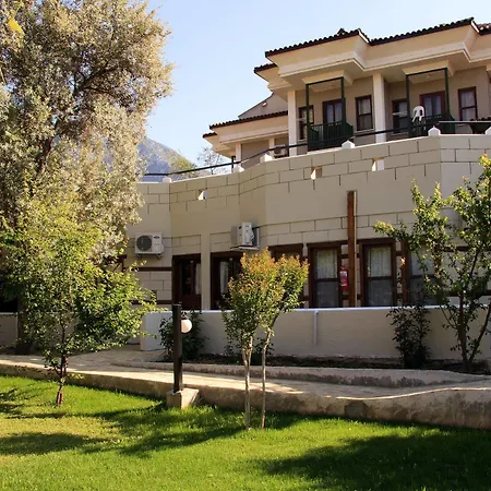 Otel Ova 3*