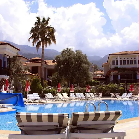 Ova Otel 3*